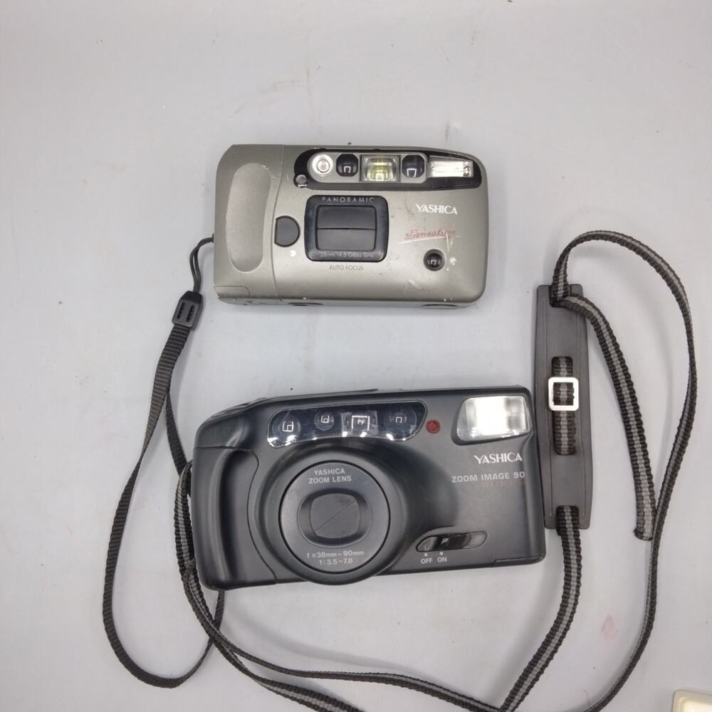 Lot of 2 Vintage Cameras Yashica, Auto Focus Strap Clean Inside Untested
